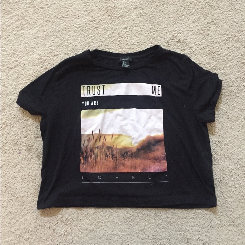 2/$15 💜 Forever 21 T-shirt